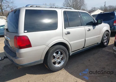 2005 Lincoln Navigator z USA, uszkodzony, nr VIN 5LMFU28565LJ02606